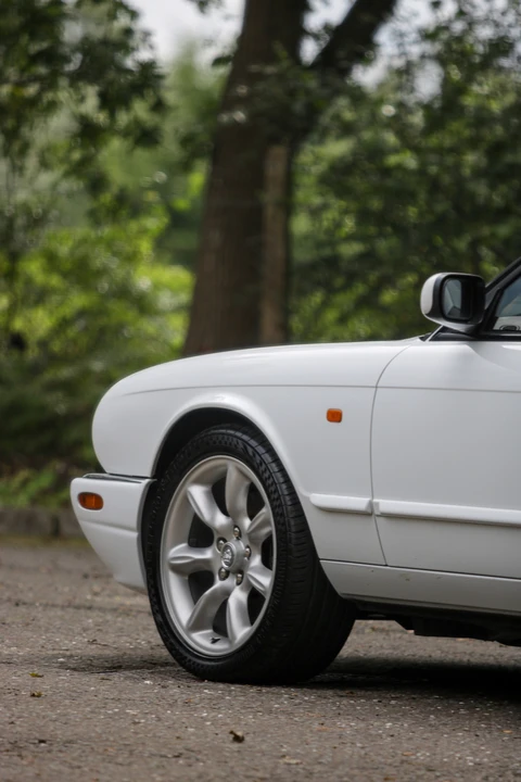 2000 Jaguar X308 XJR - Image 31 of 31