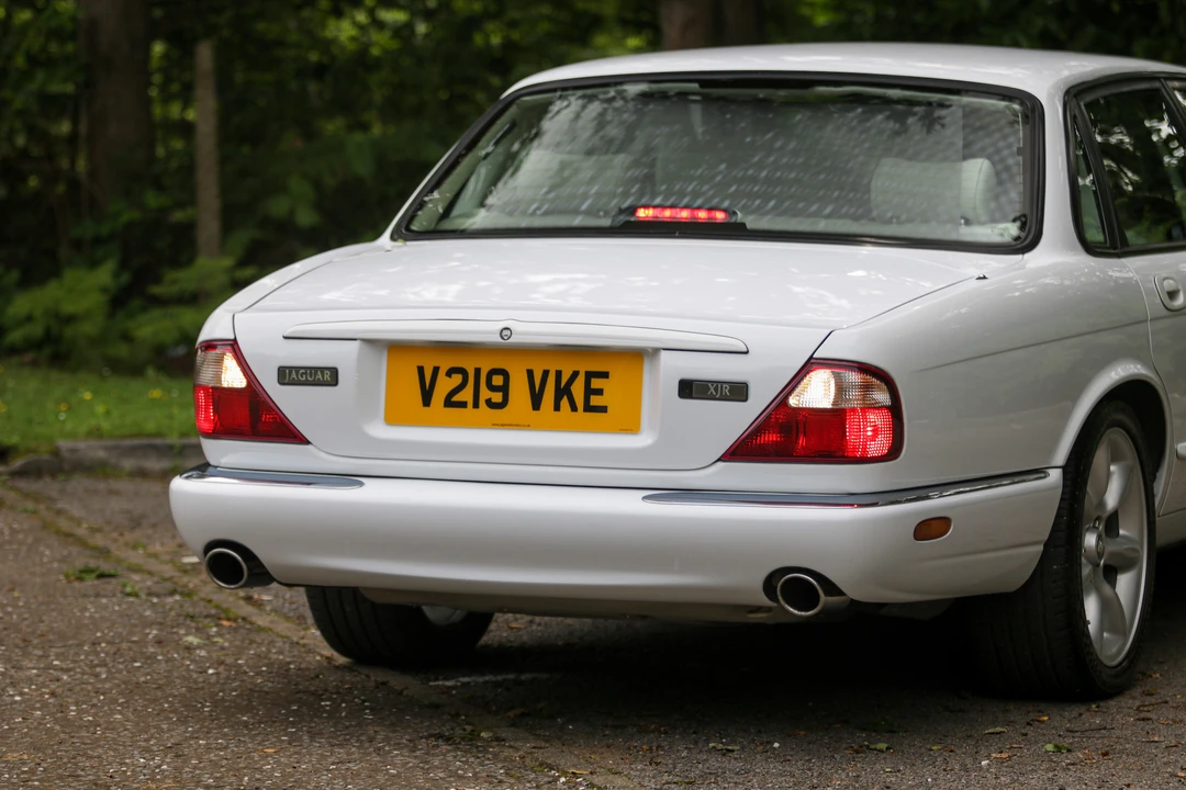 2000 Jaguar X308 XJR - Image 29 of 31