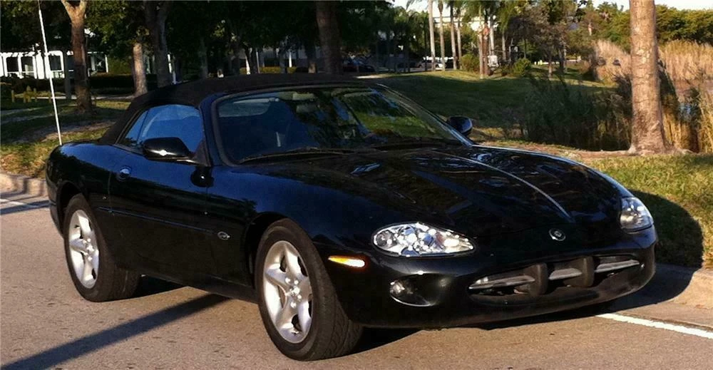 2000 Jaguar X100 XK8 - Image 2 of 3