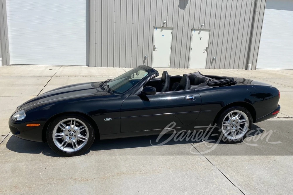 2000 Jaguar X100 XK8 - Image 4 of 9