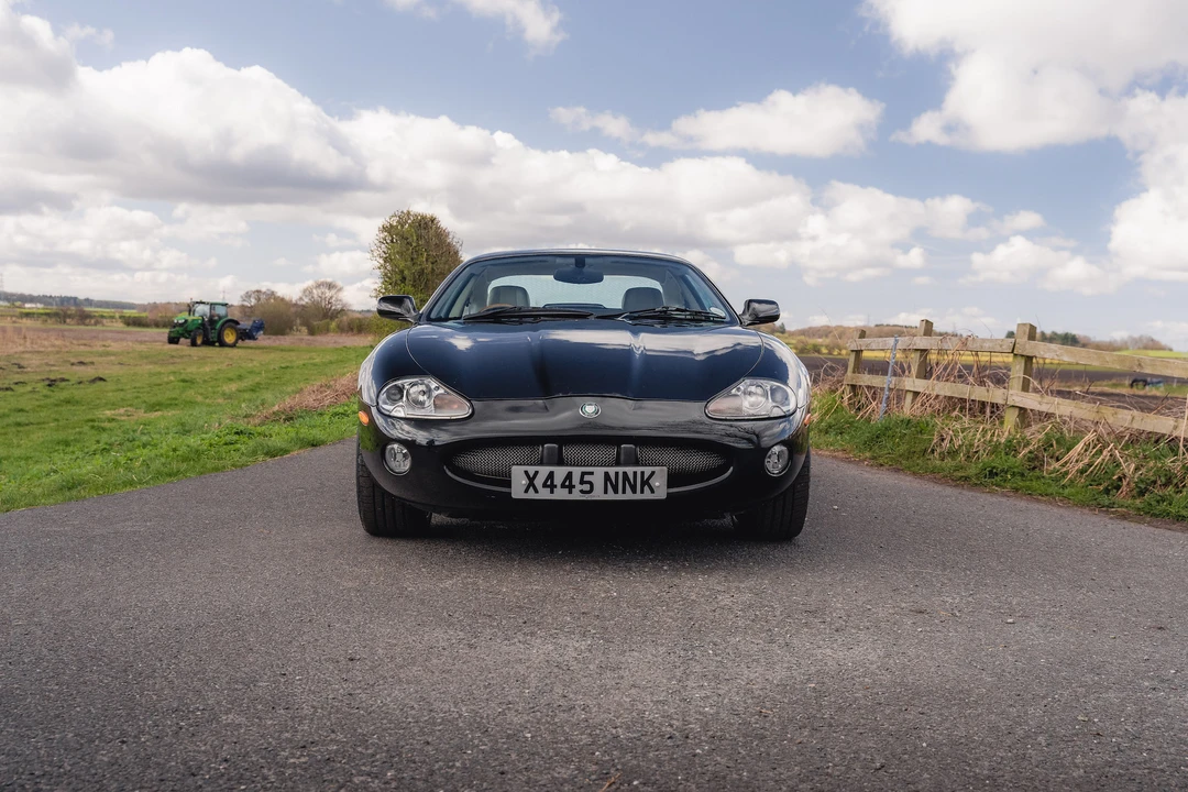 2000 Jaguar X100 XK8 - Image 3 of 31