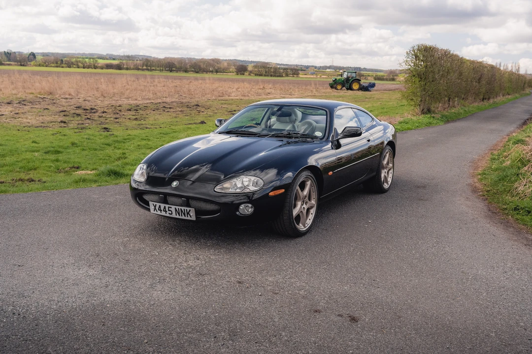 2000 Jaguar X100 XK8 - Image 11 of 31
