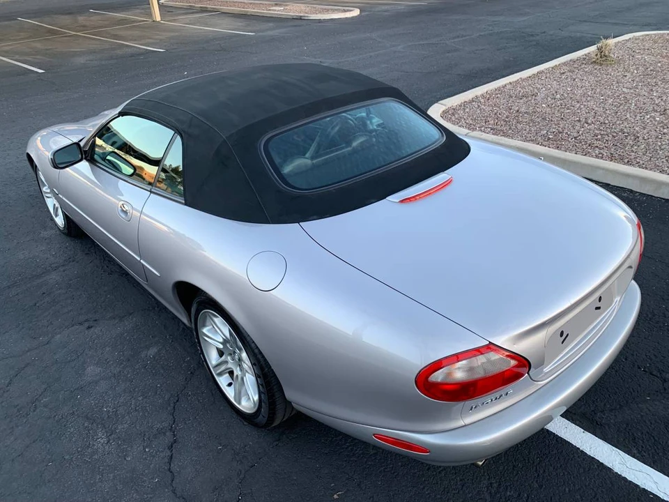 2000 Jaguar X100 XK8 - Image 14 of 23