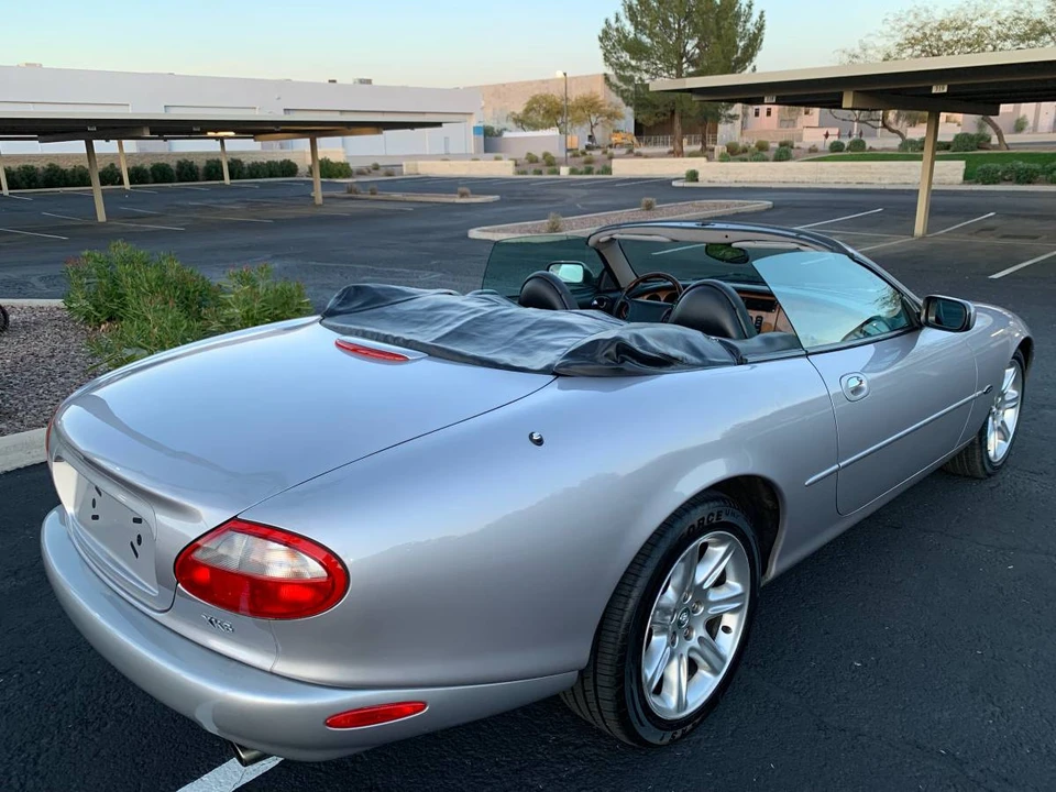 2000 Jaguar X100 XK8 - Image 11 of 24