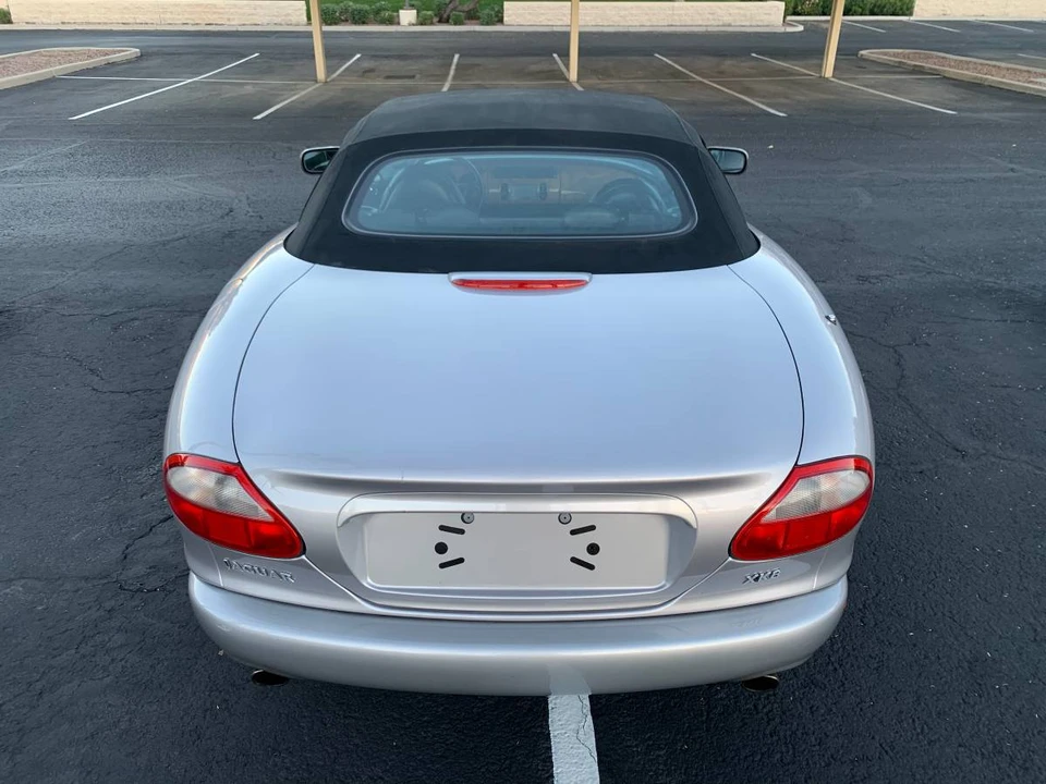 2000 Jaguar X100 XK8 - Image 16 of 24