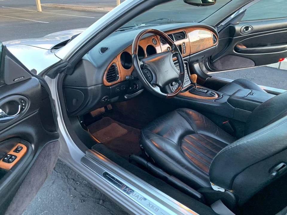 2000 Jaguar X100 XK8 - Image 19 of 23