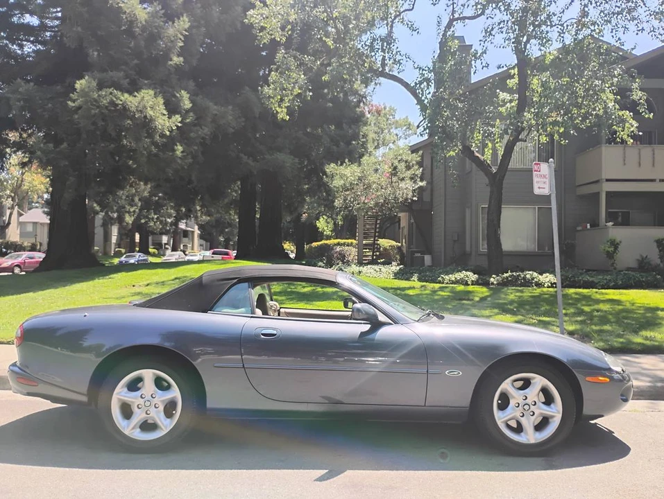 2000 Jaguar X100 XK8 - Image 11 of 18