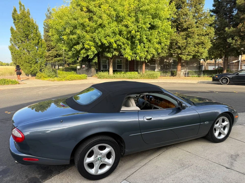2000 Jaguar X100 XK8 - Image 2 of 18