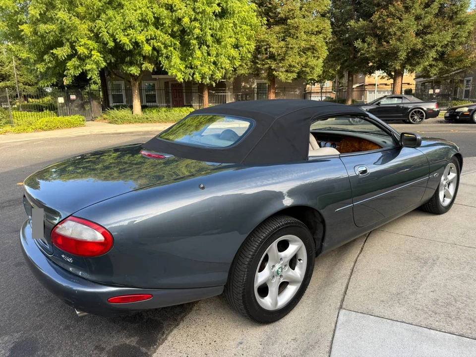 2000 Jaguar X100 XK8 - Image 8 of 18