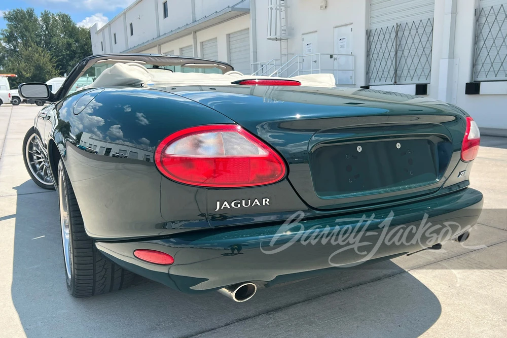 2000 Jaguar X100 XK8 - Image 16 of 18