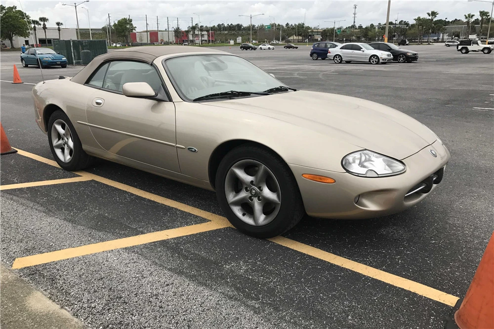 2000 Jaguar X100 XK8 - Image 2 of 5