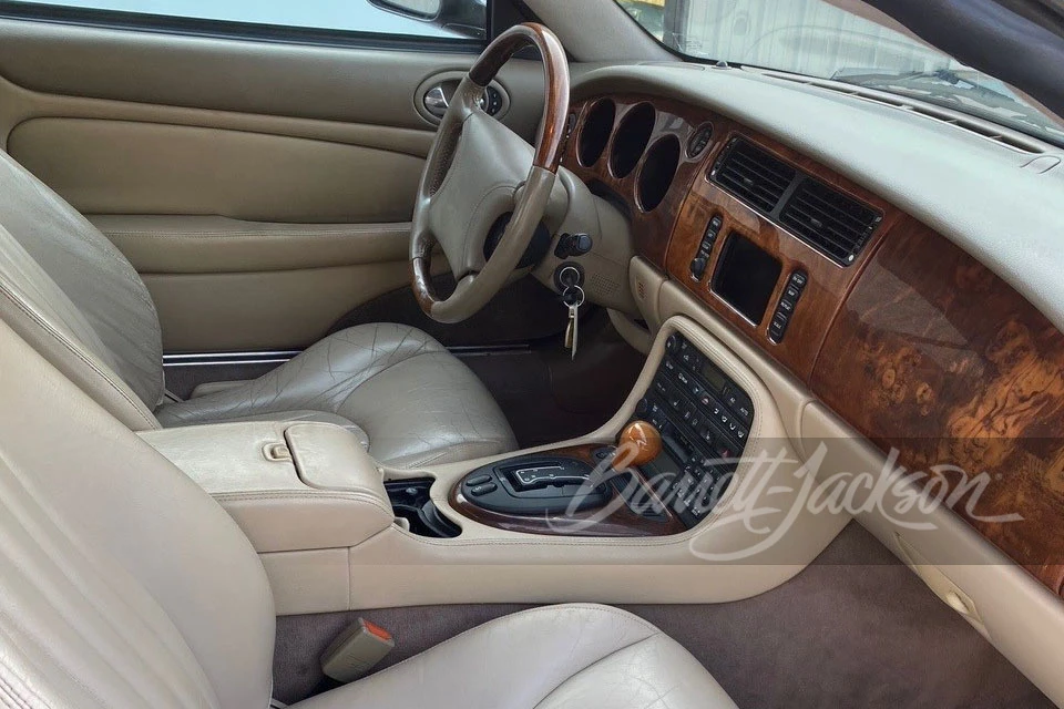 2000 Jaguar X100 XK8 - Image 6 of 11
