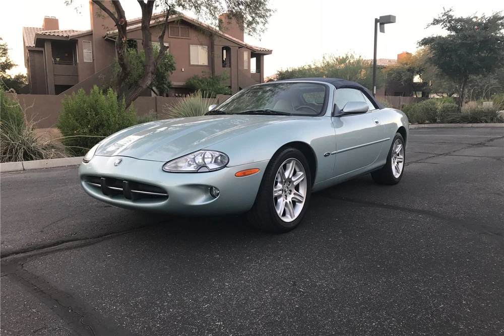 2000 Jaguar X100 XK8 - Image 2 of 5