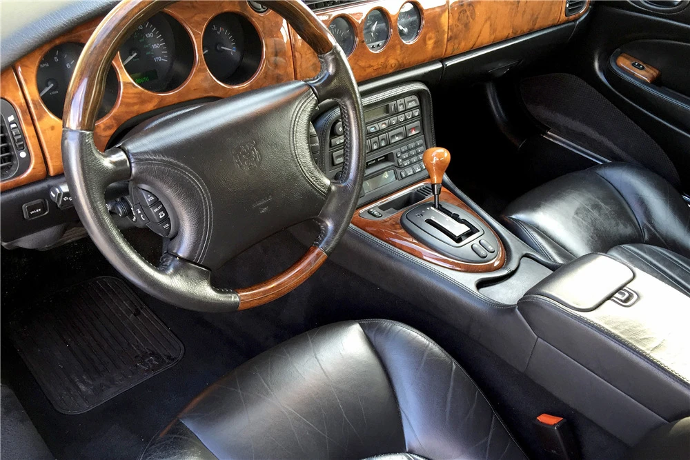 2000 Jaguar X100 XK8 - Image 4 of 5