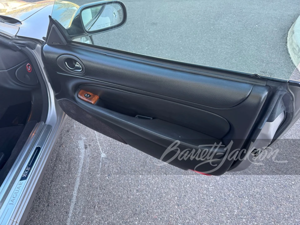 2000 Jaguar X100 XK8 - Image 10 of 10