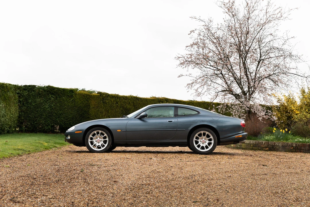 2000 Jaguar X100 XKR - Image 5 of 31