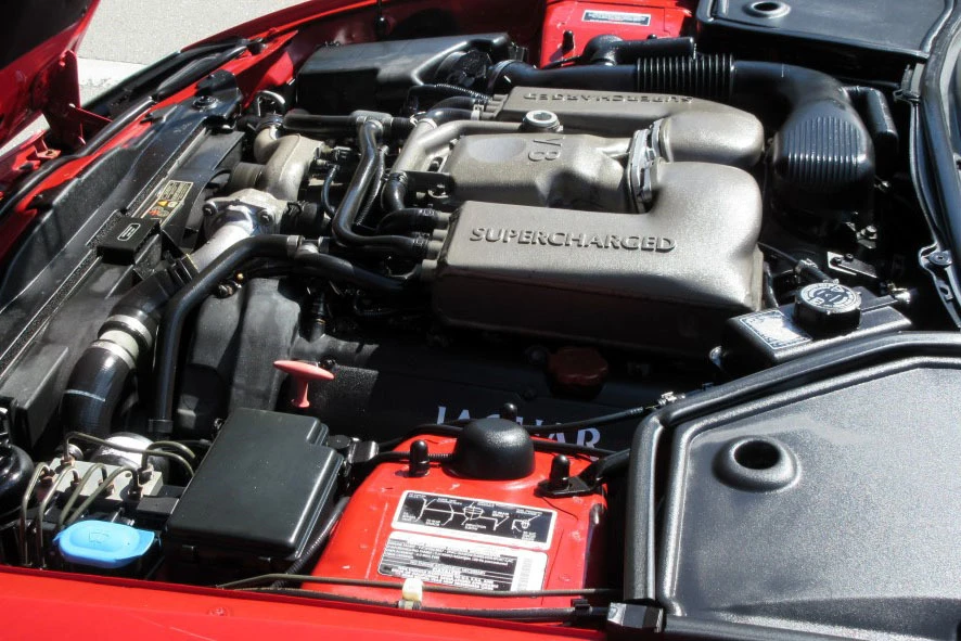 2000 Jaguar X100 XKR - Image 3 of 5