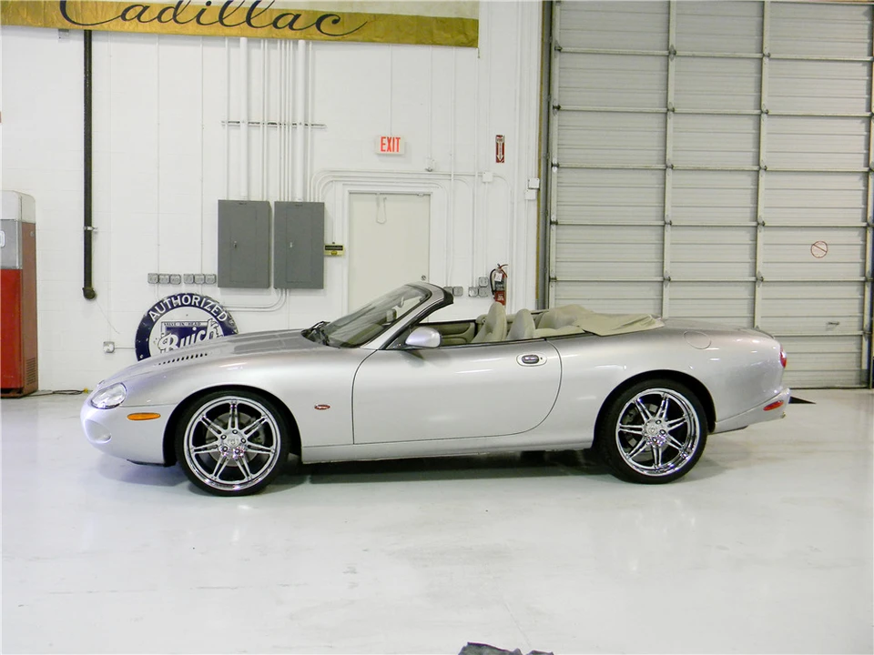 2000 Jaguar X100 XKR - Image 3 of 3