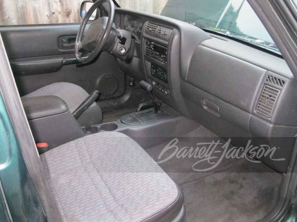2000 Jeep XJ Cherokee - Image 6 of 6