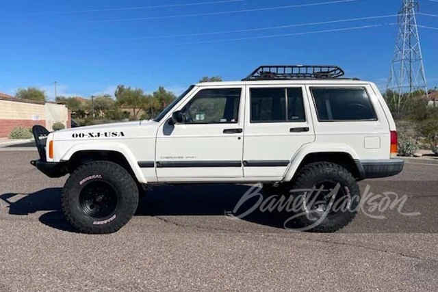 2000 Jeep XJ Cherokee - Image 9 of 12