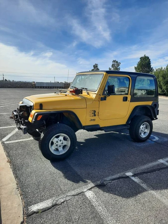 2000 Jeep TJ Wrangler - Image 3 of 14