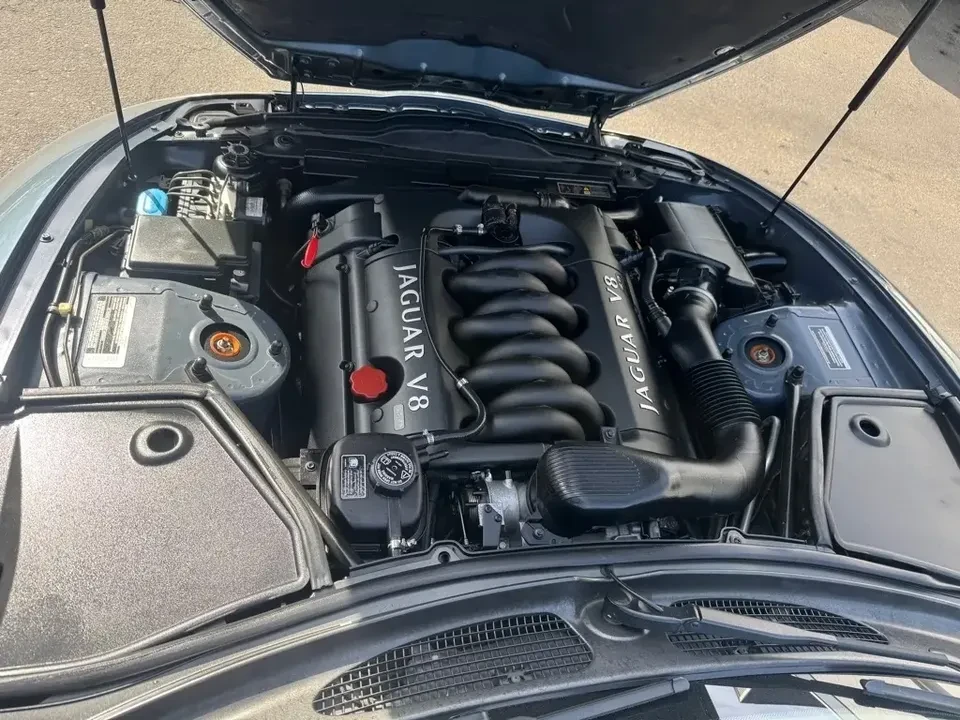 2000 Jaguar X100 XK8 - Image 2 of 15