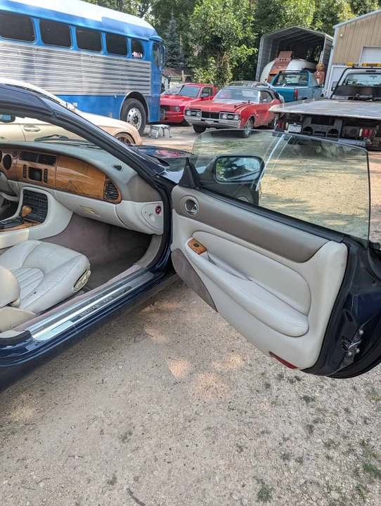 2000 Jaguar X100 XK8 - Image 4 of 6