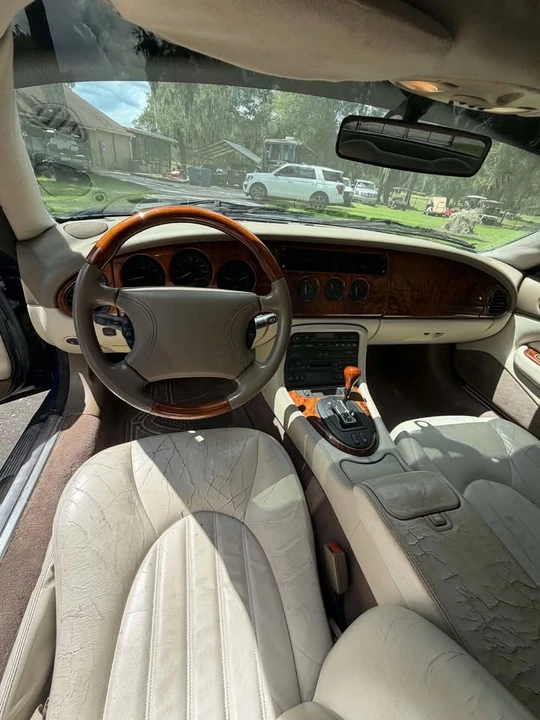 2000 Jaguar X100 XK8 - Image 10 of 15