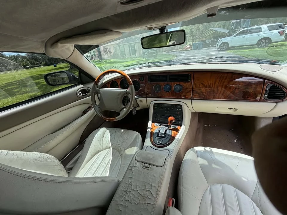2000 Jaguar X100 XK8 - Image 9 of 15