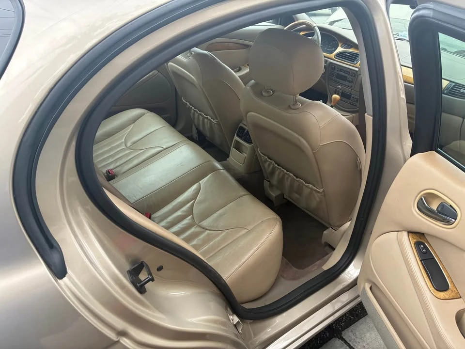 2000 Jaguar S-Type 2nd Gen - Image 9 of 16