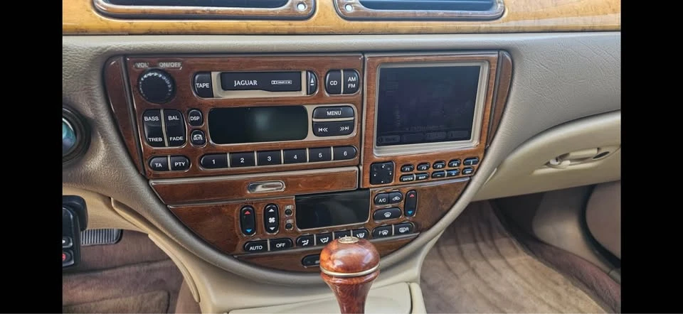 2000 Jaguar S-Type 2nd Gen - Image 12 of 13