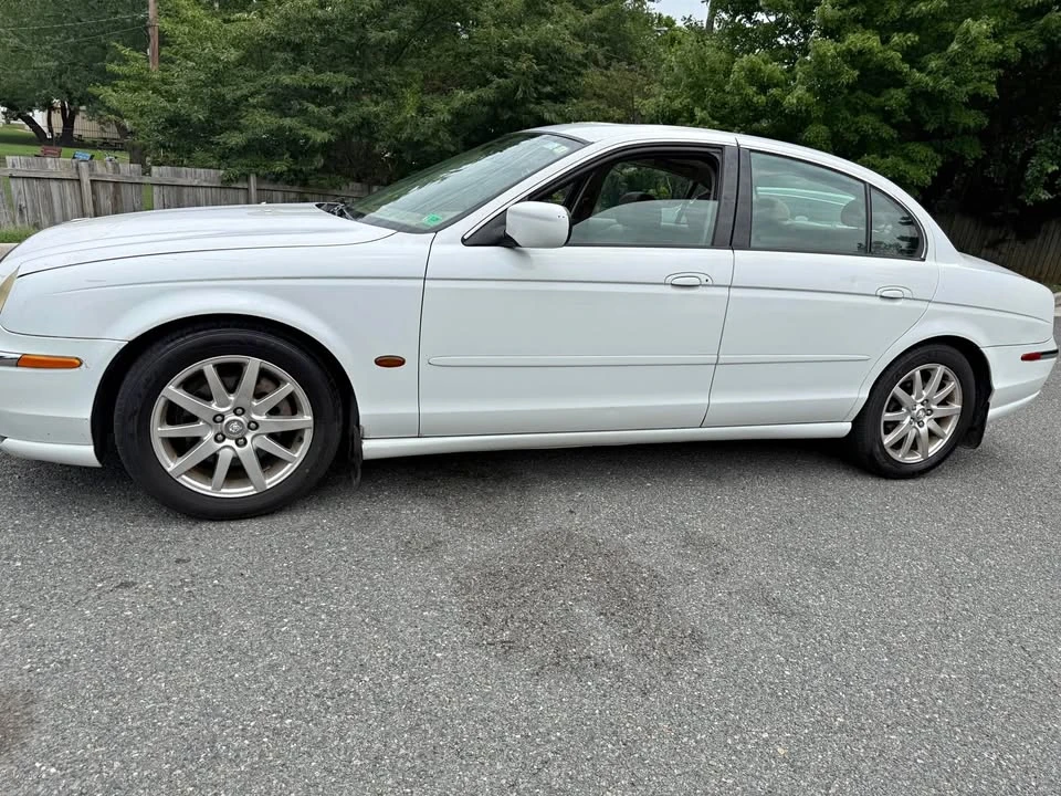 2000 Jaguar S-Type 2nd Gen - Image 1 of 9