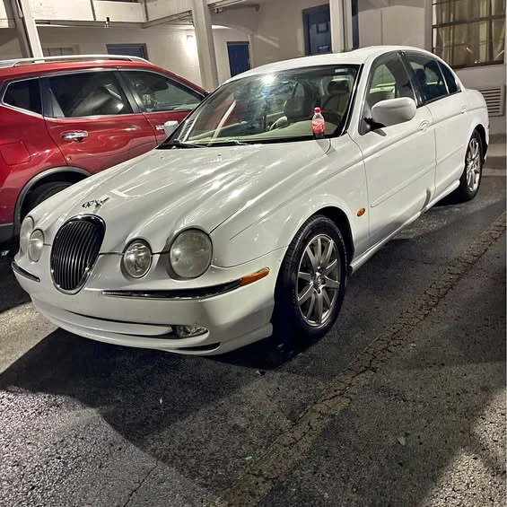 2000 Jaguar S-Type 2nd Gen - Image 1 of 1