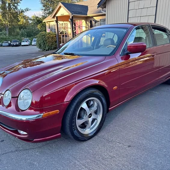 2000 Jaguar S-Type 2nd Gen - Image 1 of 1