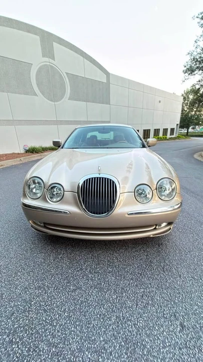 2000 Jaguar S-Type 2nd Gen - Image 2 of 13
