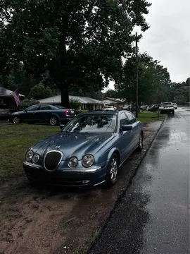 2000 Jaguar S-TYPE V8 Sedan 4D