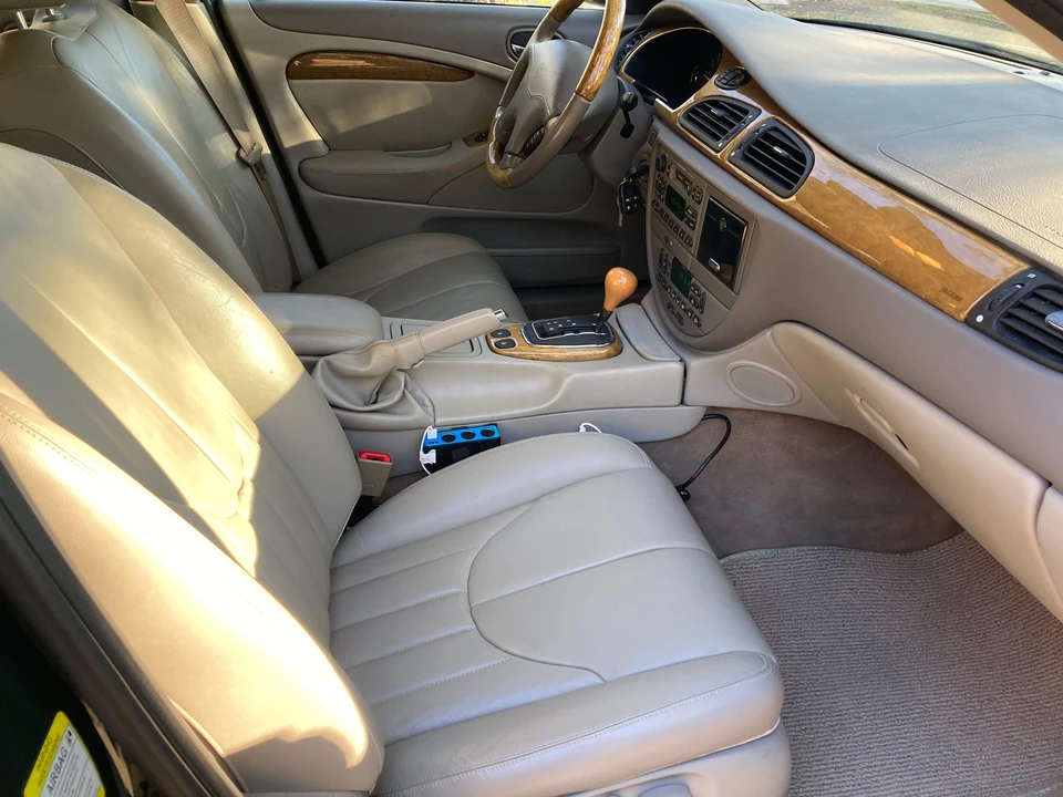 2000 Jaguar S-Type 2nd Gen - Image 28 of 31