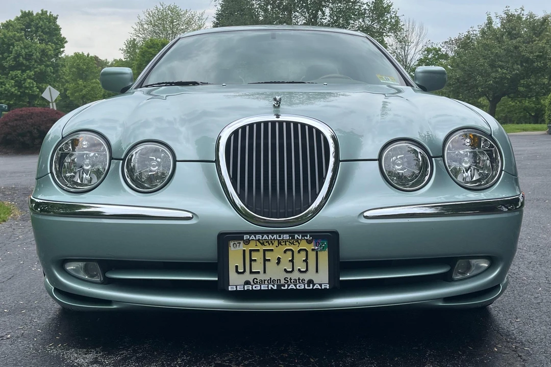 2000 Jaguar S-Type 2nd Gen - Image 2 of 30
