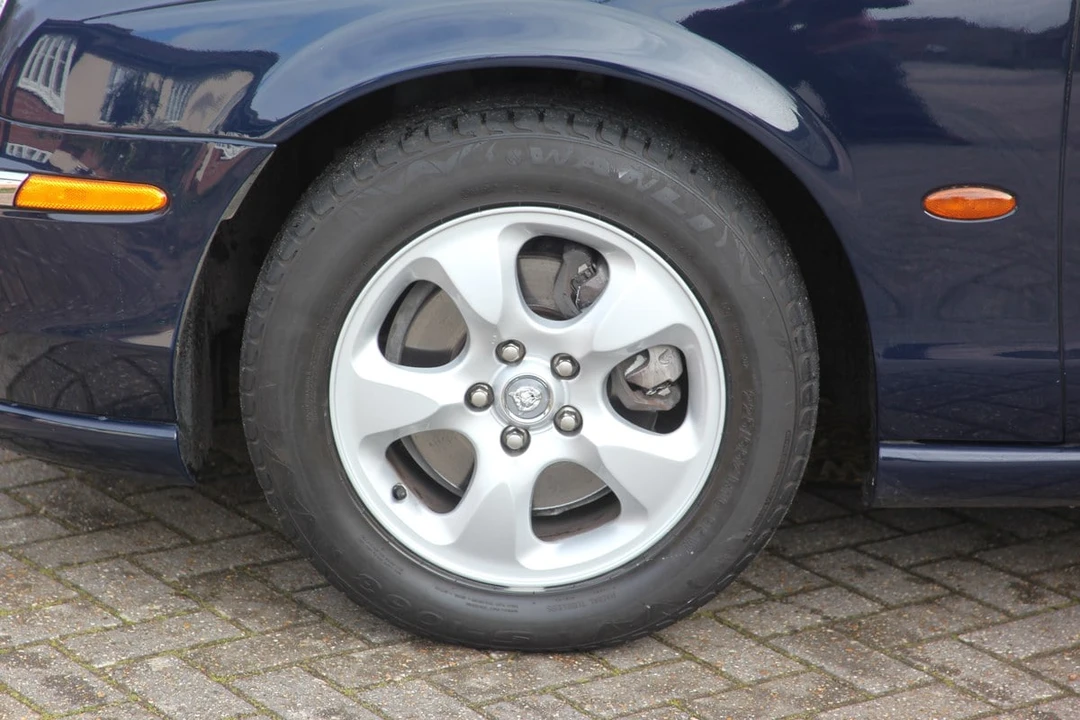 2000 Jaguar S-Type 2nd Gen - Image 14 of 30