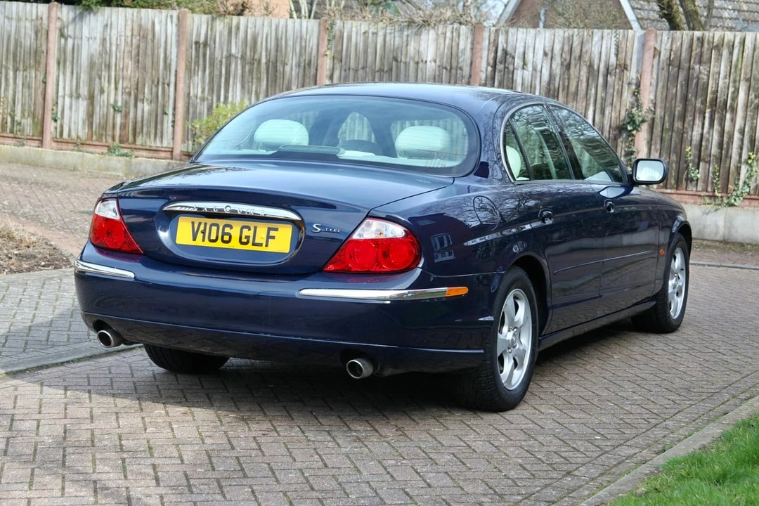2000 Jaguar S-Type 2nd Gen - Image 9 of 30
