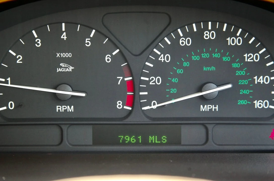 2000 Jaguar S-Type 2nd Gen - Image 17 of 30