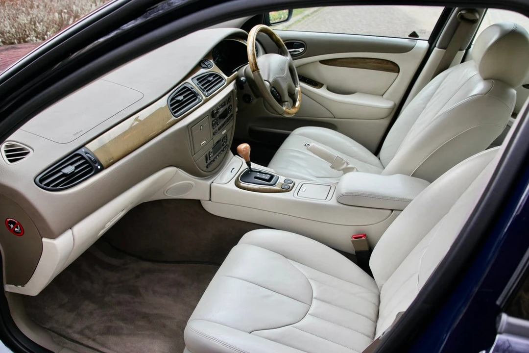 2000 Jaguar S-Type 2nd Gen - Image 29 of 30