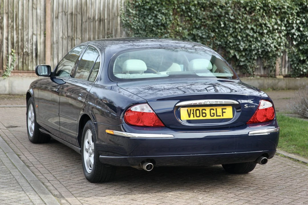 2000 Jaguar S-Type 2nd Gen - Image 10 of 30