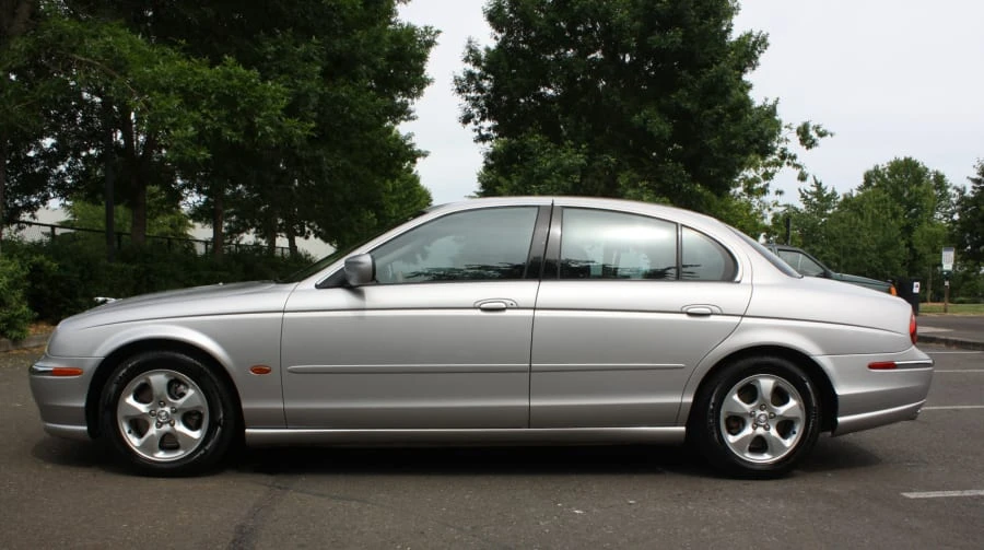2000 Jaguar S-Type 2nd Gen - Image 2 of 9