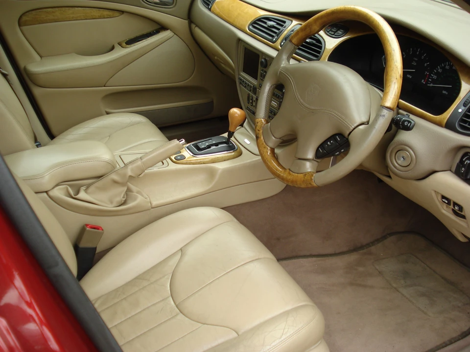 2000 Jaguar S-Type 2nd Gen - Image 3 of 3