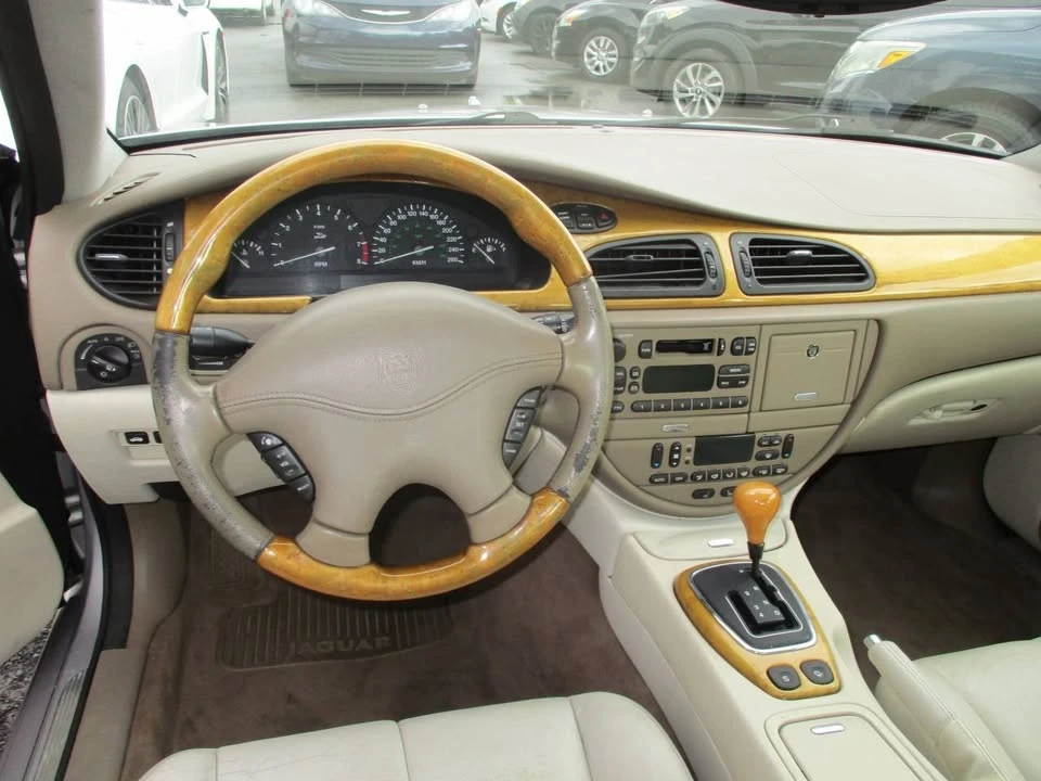 2000 Jaguar S-Type 2nd Gen - Image 10 of 20