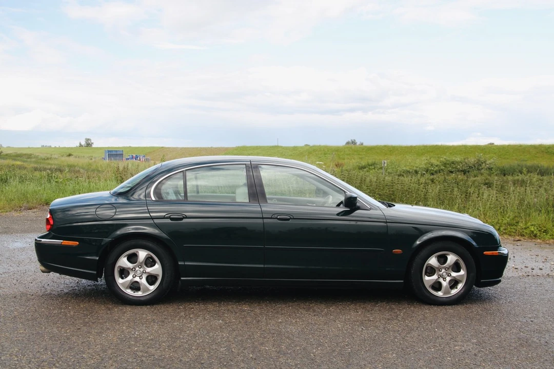 2000 Jaguar S-Type 2nd Gen - Image 25 of 30