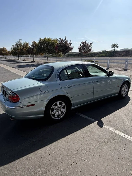 2000 Jaguar S-Type 2nd Gen - Image 3 of 9