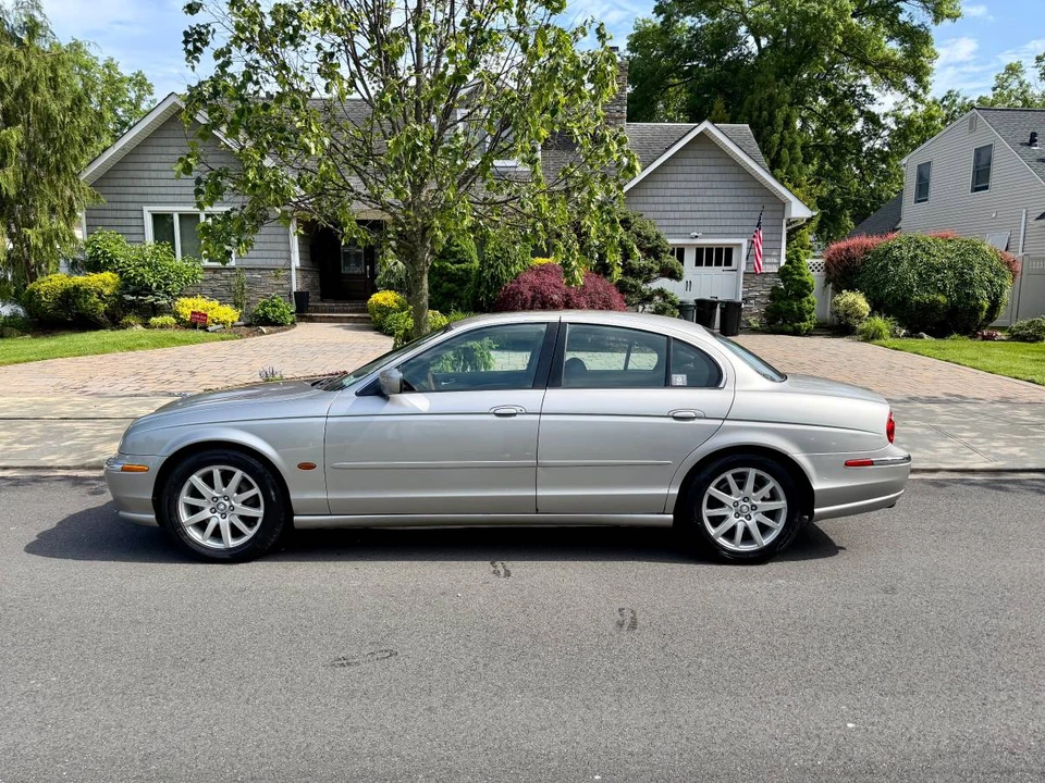 2000 Jaguar S-Type 2nd Gen - Image 2 of 12