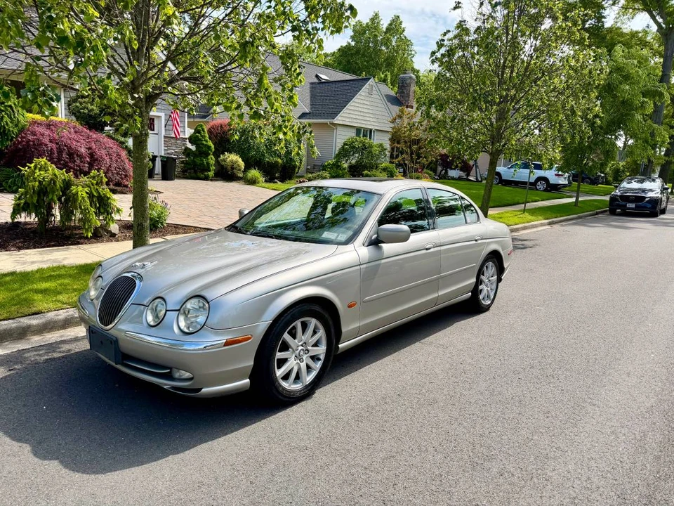 2000 Jaguar S-Type 2nd Gen - Image 1 of 12